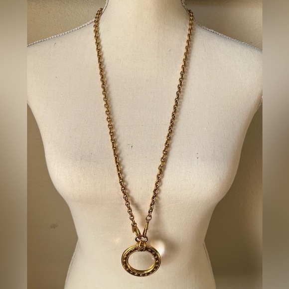CHANEL Vintage Gold CC Magnifying Glass Pendant Necklace - Picture 1 of 6